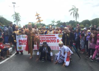 Joyoboyo di Gelaran Pawai Budaya Nusantara HUT Balikpapan ke 122