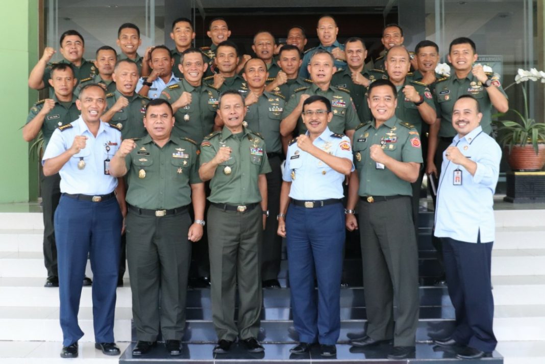 Kasdam Brigjen TNI Richard Tampubolon Sambut Tim Audiensi