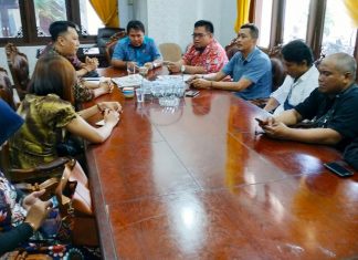 Komunitas Online Balikpapan, Sambangi Gedung Dewan