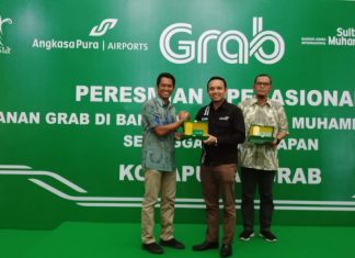 Grab Hadir di Bandara SAMS