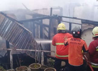 Jum’at Ramadhan, 3 Rumah di Perumnas di Lalap Api
