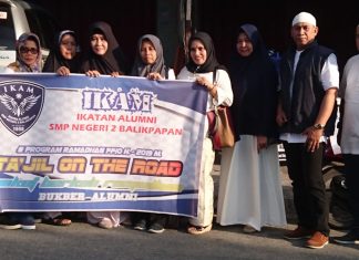 2.300 Takjil Dibagikan IKAM SMPN 2 Balikpapan.
