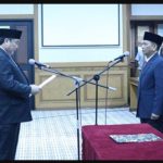 Bupati FX Yapan SH Lantik Direktur PDAM Kubar Yang Baru.