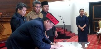 Sidang Paripurna XI Masa Sidang III DPRD Kubar di Hadiri Bupati FX. Yapan, SH.