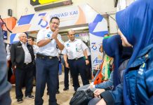 Dirut PT. KAI Edi Sukmoro dapat pujian Para turis mancanegara