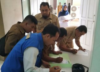 Dinsos Provinsi Kaltim Bersama BNNP Gelar Tes Urine 125 PNS dan Honorer