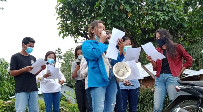 Kerja Nyata Bangun Desa, Gabungan Mahasiswa Asal Liang Sola Gelar Sosialisasi Covid-19 dan ASF