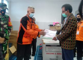 4.600 Vial, Vaksin Sinovac Tiba di Manggarai