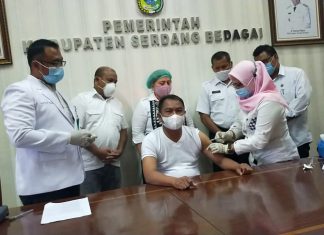 H.Darma Wijaya Jadi yang Pertama Disuntik Vaksin Sinovac Covid 19 di Sergai