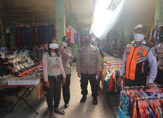 Ops Yustisi Ke Pasar Tradisional, Polres Sergai Bagikan 300 Masker Kepada Masyarakat