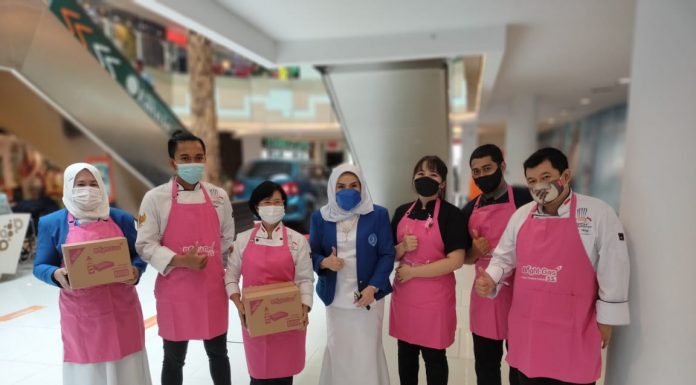 Rayakan HUT KE-46, IWAPI Kota Balikpapan Launching Pinky Movement LPG Pertamina