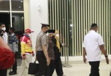 Acara Puncak Haornas ke 39 Tahun 2022, Isran Noor Sambut Kedatangan Wapres KH Ma’ruf Amin di Bandara SAMS Sepinggan Balikpapan