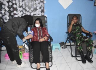 Sambut HUT ke 7 Perkumpulan Rumah Besar Flobamora- NTT Papua Barat, Pangdam Kasuari Ikut Kegiatan Donor Darah