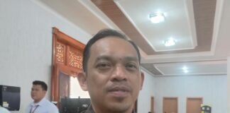 Pemasangan Spanduk, Banner dan Baliho, Iwan: Semua Berhak, Asal Sesuai Aturan