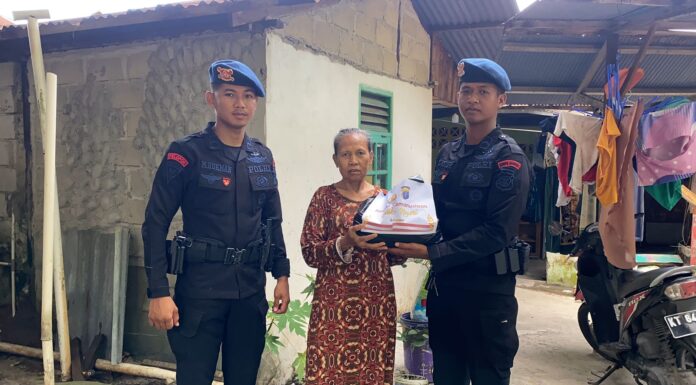 Berkah Bulan Suci Ramadhan, Batalyon A Pelopor Brimob Polda Kaltim Berbagi Sembako