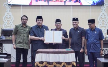 Dipimpin Abdulloh, Rapat Paripurna DPRD Kota Balikpapan Bahas LKPj Walikota dan Raperda