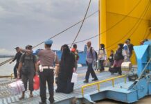 Cegah Potensi Kriminalitas, Polsek Kawasan Pelabuhan Semayang Rutin Gelar Patroli