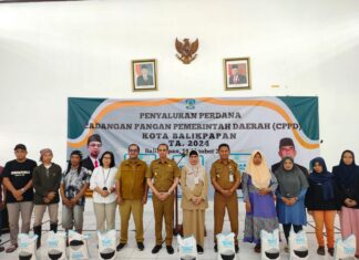 Penyaluran Perdana CPPD Balikpapan, 4.000 Warga Terima Bantuan Pangan