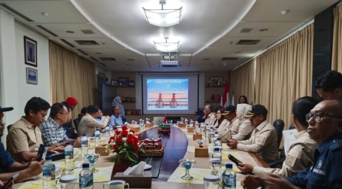 Perumda Manuntung Sukses Balikpapan, Kolaborasi dalam Usaha Kepelabuhanan.