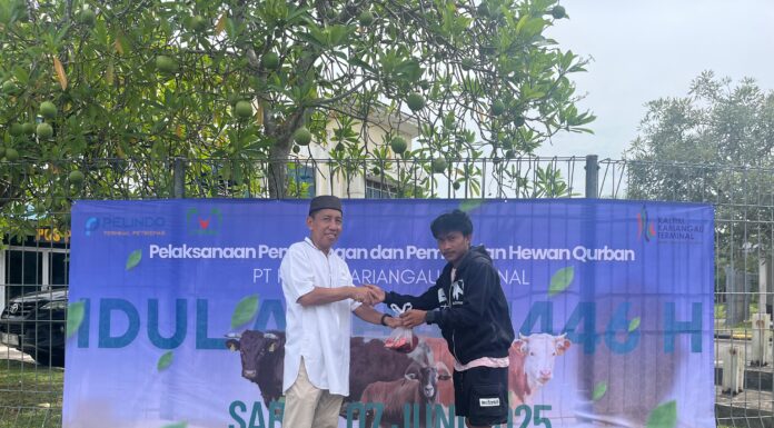 PT KKT Salurkan 7 Ekor Sapi Kurban ke Warga, Karyawan, dan Panti Asuhan di Balikpapan