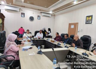 Keluhkan Akses Jalan Menuju Kampus Memprihatinkan, Rektor ITK Audensi ke Komisi IV DPRD Balikpapan