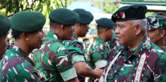 Pangdam VI/Mlw Beri Motivasi Prajurit Yonif 613/Raja Alam Jelang Penugasan ke Papua