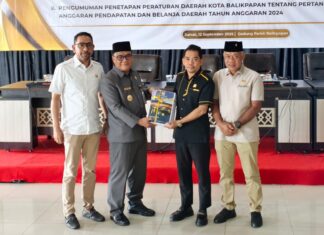 DPRD Balikpapan Umumkan Pengesahan Perda Pertanggungjawaban APBD 2024
