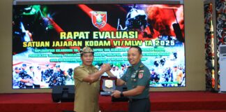 Kasdam VI/Mulawarman Tutup Rapat Evaluasi Satuan Tahun Anggaran 2025