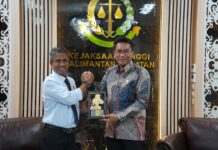 Mengawal Pembangunan Kelistrikan: PLN Sambut Kajati Kalsel Baru, Siap Lanjutkan Sinergi Solid!