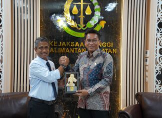 Mengawal Pembangunan Kelistrikan: PLN Sambut Kajati Kalsel Baru, Siap Lanjutkan Sinergi Solid!