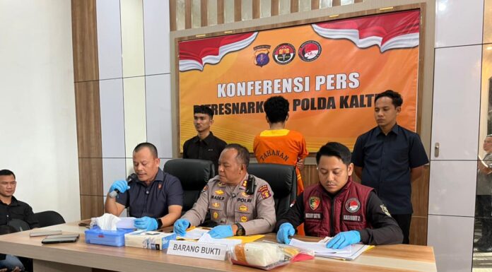 Ditresnarkoba Polda Kaltim Tangkap Kurir Sabu, Amankan Barang Bukti 933 Gram