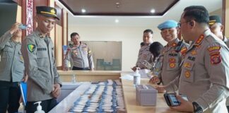 Polresta Balikpapan Gelar Tes Urine Mendadak, Pastikan Personel Bebas dari Penyalahgunaan Narkoba