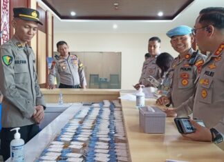Polresta Balikpapan Gelar Tes Urine Mendadak, Pastikan Personel Bebas dari Penyalahgunaan Narkoba