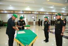 Kodam VI/Mulawarman Gelar Sertijab Kasdam dan Tradisi Penerimaan-Pelepasan Personel
